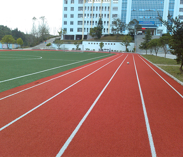 PVC塑胶跑道.jpg