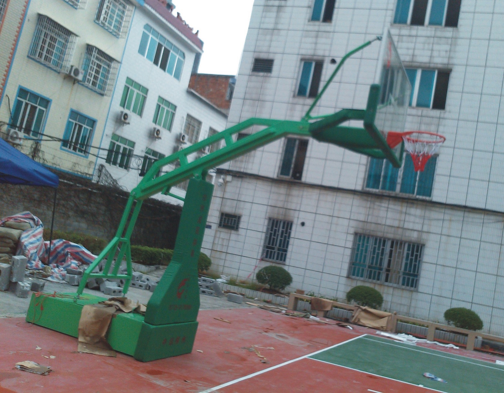 1510905665764689.jpg 球架.jpg