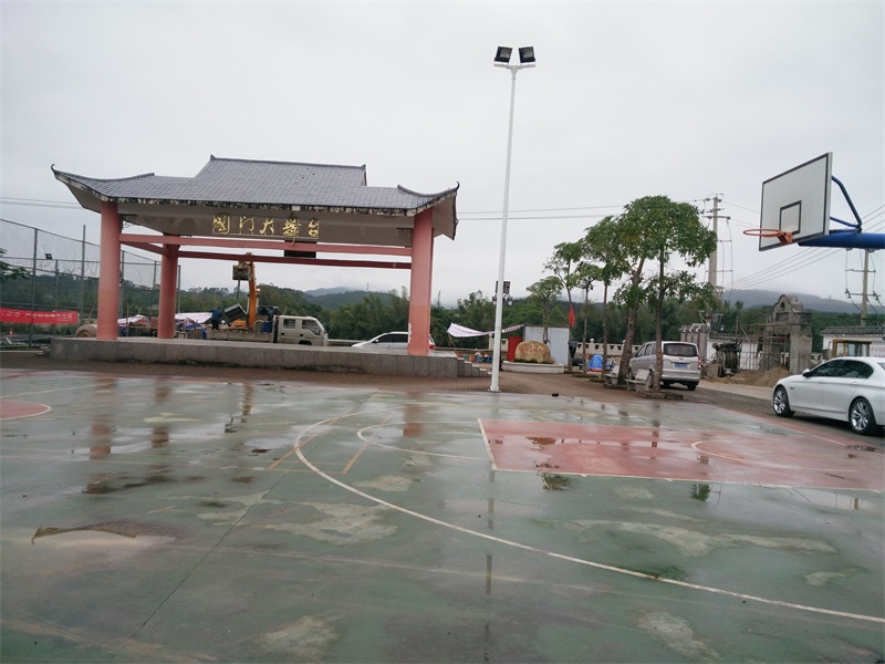 硅PU塑胶球场保养中国南大门东兴市.jpg