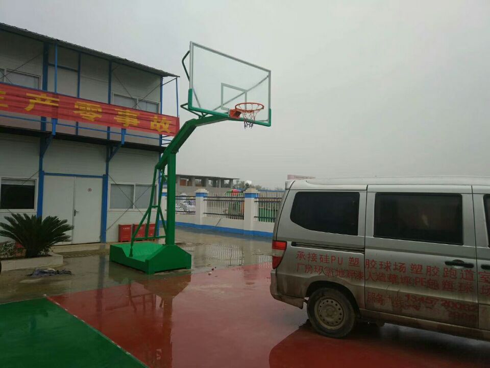 篮球架的使用维护.jpg 篮球架的使用维护.jpg