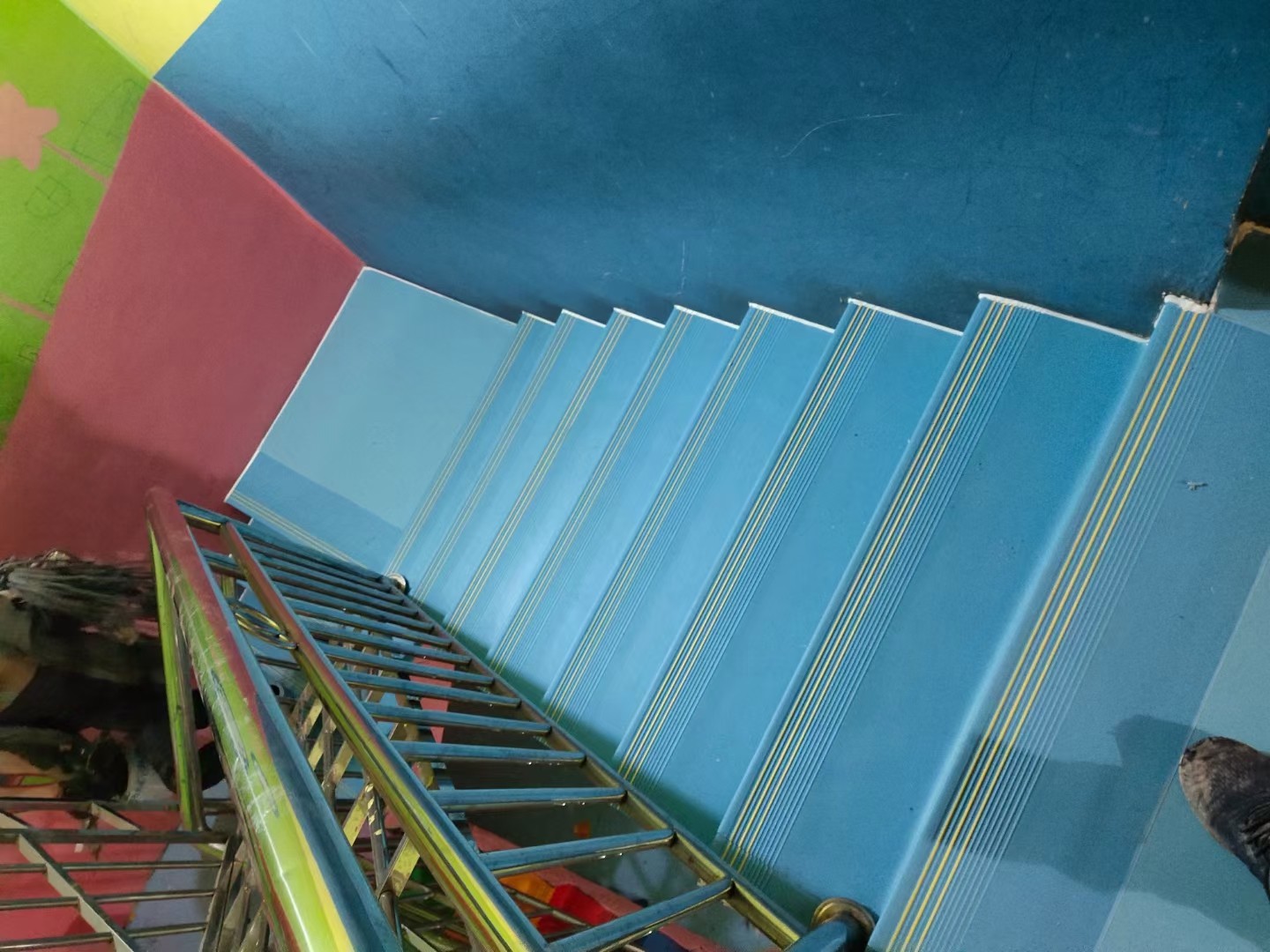 鹿寨幼儿园PVC塑胶地板