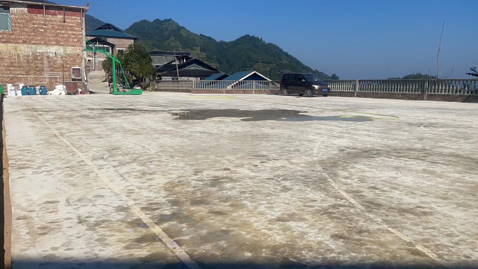 从江丙烯酸球场